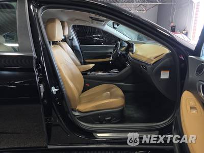 2021 Hyundai Sonata Hybrid Limited - zdjęcie 8 z 25 - miniatura