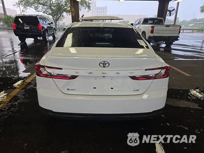 2025 Toyota Camry LE - zdjęcie 5 z 25 - miniatura