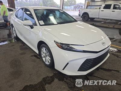 2025 Toyota Camry LE - zdjęcie 3 z 25 - miniatura