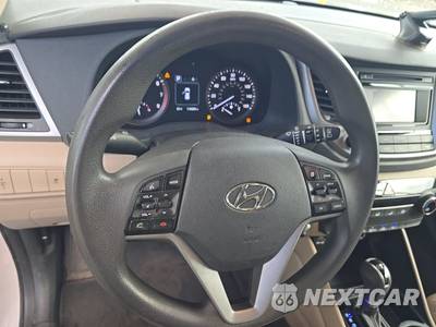 2016 Hyundai Tucson SE w/Beige Interior - zdjęcie 10 z 26 - miniatura