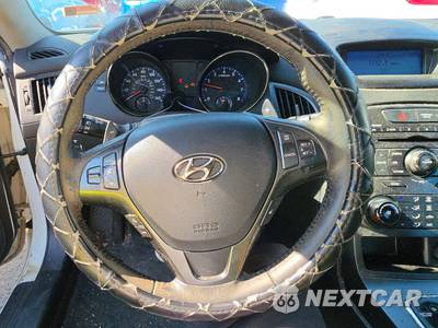 2012 Hyundai Genesis Coupe 2.0T - zdjęcie 10 z 42 - miniatura
