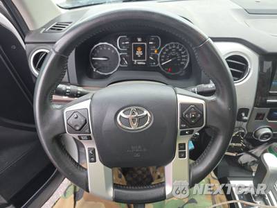2019 Toyota Tundra Limited Crew Cab Short Bed - zdjęcie 10 z 35 - miniatura