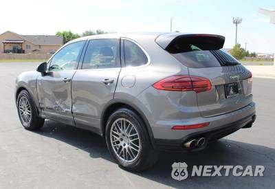 2015 Porsche Cayenne S E-Hybrid - zdjęcie 4 z 10 - miniatura