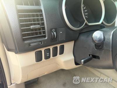 2006 Toyota 4Runner SR5 - zdjęcie 34 z 63 - miniatura