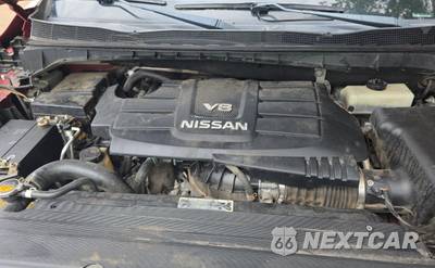 2017 Nissan TITAN SV Crew Cab Short Bed - zdjęcie 11 z 12 - miniatura