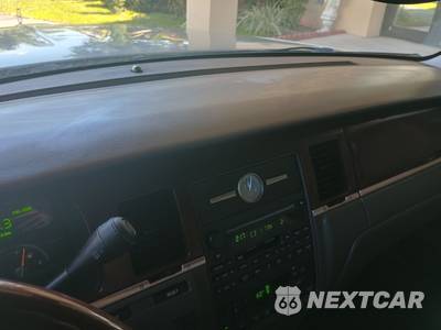 2003 Lincoln Town Car Signature - zdjęcie 15 z 42 - miniatura