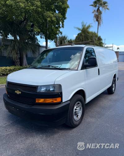 2019 Chevrolet Express 2500 Cargo Van 1WT 135.0" WB - zdjęcie 3 z 9 - miniatura