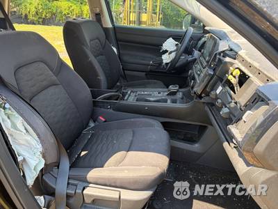 2025 Nissan Pathfinder S - zdjęcie 7 z 15 - miniatura