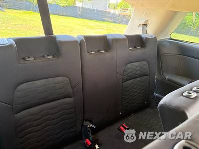 2025 Nissan Pathfinder S - zdjęcie 9 z 15 - miniatura