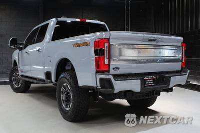 2024 Ford Super Duty F-250 Platinum Crew Cab Medium Bed - zdjęcie 12 z 92 - miniatura