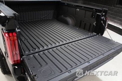 2025 Toyota Tundra i-FORCE MAX 1794 Edition Crew Cab Short Bed - zdjęcie 17 z 83 - miniatura