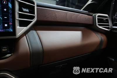 2025 Toyota Tundra i-FORCE MAX 1794 Edition Crew Cab Short Bed - zdjęcie 69 z 83 - miniatura