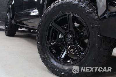 2025 Toyota Tundra i-FORCE MAX 1794 Edition Crew Cab Short Bed - zdjęcie 28 z 83 - miniatura