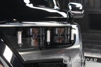 2025 Toyota Tundra i-FORCE MAX 1794 Edition Crew Cab Short Bed - zdjęcie 8 z 83 - miniatura