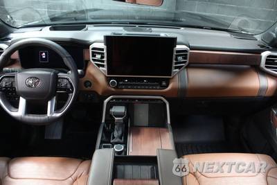 2025 Toyota Tundra i-FORCE MAX 1794 Edition Crew Cab Short Bed - zdjęcie 37 z 83 - miniatura