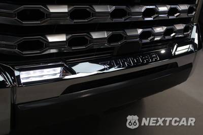 2025 Toyota Tundra i-FORCE MAX 1794 Edition Crew Cab Short Bed - zdjęcie 10 z 83 - miniatura