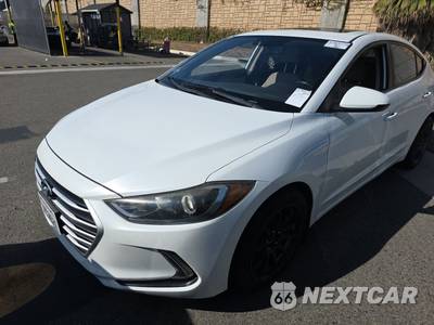 2017 Hyundai Elantra Value Edition Sedan - zdjęcie 1 z 32 - miniatura