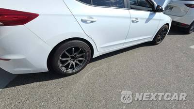 2017 Hyundai Elantra Value Edition Sedan - zdjęcie 26 z 32 - miniatura
