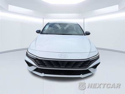 2026 Hyundai Elantra Hybrid SEL Sport - zdjęcie 11 z 28 - miniatura