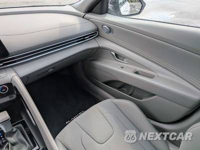 2026 Hyundai Elantra Hybrid SEL Sport - zdjęcie 18 z 28 - miniatura