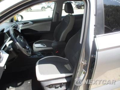 2025 Volkswagen Taos SE - zdjęcie 5 z 26 - miniatura