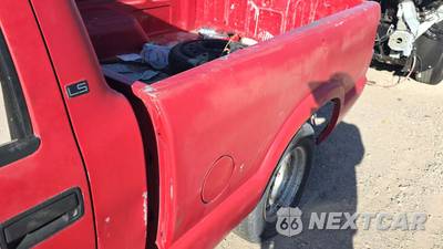 1995 Chevrolet S-10 LS Regular Cab Long Bed - zdjęcie 41 z 61 - miniatura
