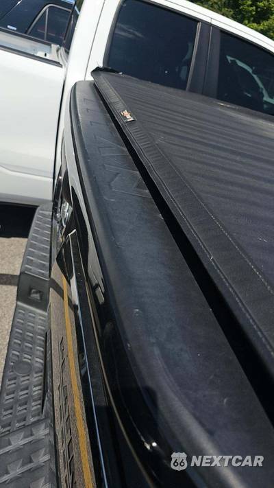 2018 Nissan TITAN Platinum Reserve Crew Cab Short Bed - zdjęcie 21 z 24 - miniatura