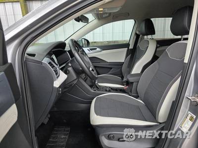 2025 Volkswagen Taos SE - zdjęcie 2 z 23 - miniatura