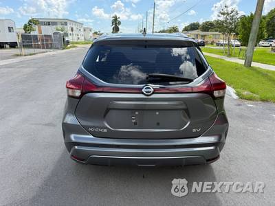 2021 Nissan Kicks SV - zdjęcie 2 z 17 - miniatura