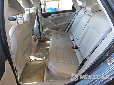 2015 Volkswagen Passat 1.8T Limited Edition - zdjęcie 13 z 40 - miniatura