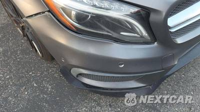 2015 Mercedes-Benz GLA 45 AMG 4MATIC - zdjęcie 40 z 44 - miniatura