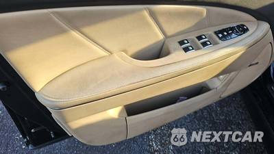 2013 Hyundai Equus Signature - zdjęcie 24 z 44 - miniatura