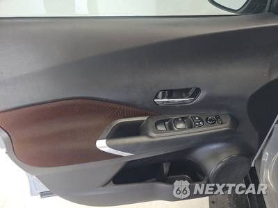 2021 Nissan Kicks SR - zdjęcie 9 z 34 - miniatura