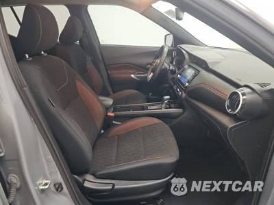 2021 Nissan Kicks SR - zdjęcie 8 z 34 - miniatura