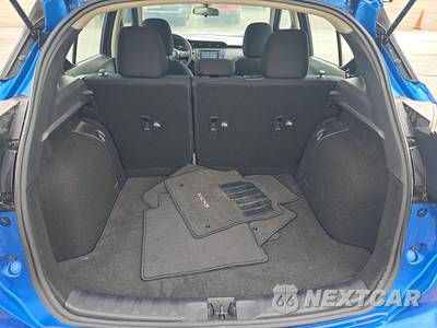 2024 Nissan Kicks S - zdjęcie 16 z 26 - miniatura