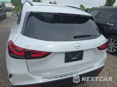 2021 Mercedes-Benz GLA 250 4MATIC - zdjęcie 5 z 21 - miniatura
