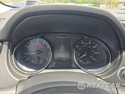 2017 Nissan Rogue Sport SV - zdjęcie 12 z 38 - miniatura