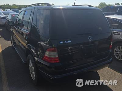 2000 Mercedes-Benz ML 430 - zdjęcie 3 z 46 - miniatura