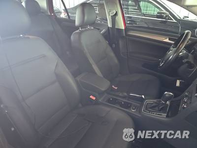 2016 Volkswagen Golf 1.8T SE Hatchback - zdjęcie 8 z 39 - miniatura