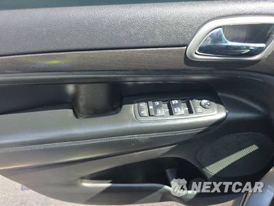 2018 Jeep Grand Cherokee Altitude Edition - zdjęcie 9 z 37 - miniatura