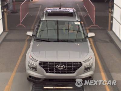 2025 Hyundai Venue SEL - zdjęcie 2 z 30 - miniatura