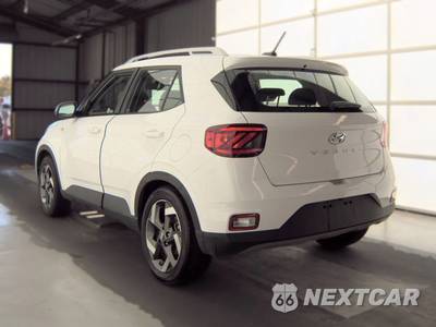 2025 Hyundai Venue SEL - zdjęcie 6 z 30 - miniatura