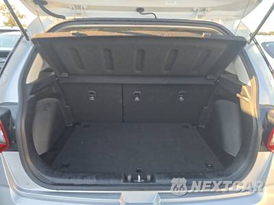 2025 Hyundai Venue SEL - zdjęcie 16 z 29 - miniatura