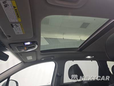 2023 Hyundai Santa Fe Hybrid SEL Premium - zdjęcie 17 z 22 - miniatura