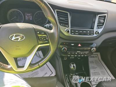 2017 Hyundai Tucson SE Plus - zdjęcie 11 z 21 - miniatura