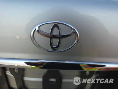 2000 Toyota Crown - zdjęcie 16 z 22 - miniatura