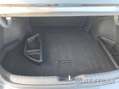 2024 Hyundai Elantra SEL - zdjęcie 16 z 21 - miniatura