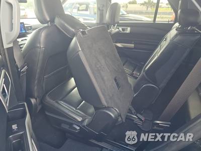 2022 Ford Explorer XLT - zdjęcie 13 z 26 - miniatura