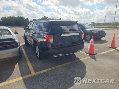 2022 Ford Explorer XLT - zdjęcie 6 z 26 - miniatura