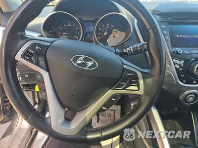 2014 Hyundai Veloster w/Gray Interior - zdjęcie 10 z 27 - miniatura